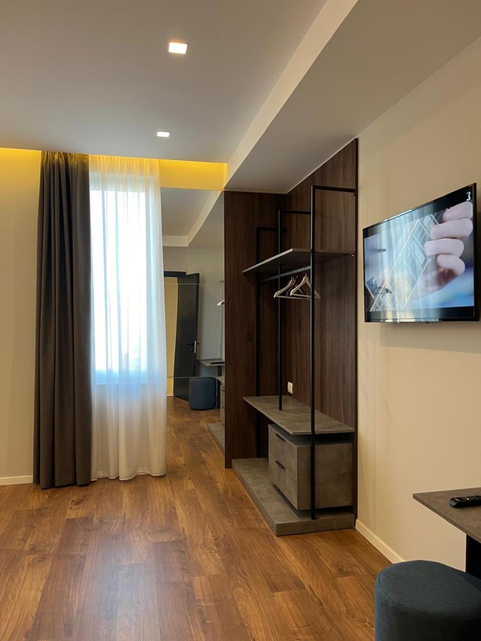 North Alb Hotel Shkoder Luaran gambar